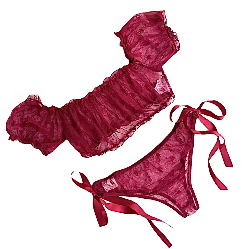 Sexy Red Lace Lingerie Set Size Medium Satin Ribbons Floral Lace NEW